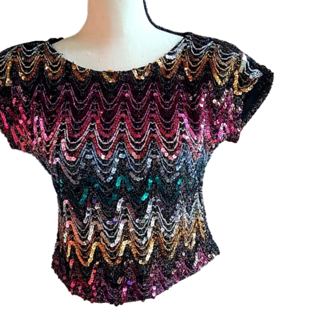 Beautiful Sequin Short Sleeve Holiday Top Size XS